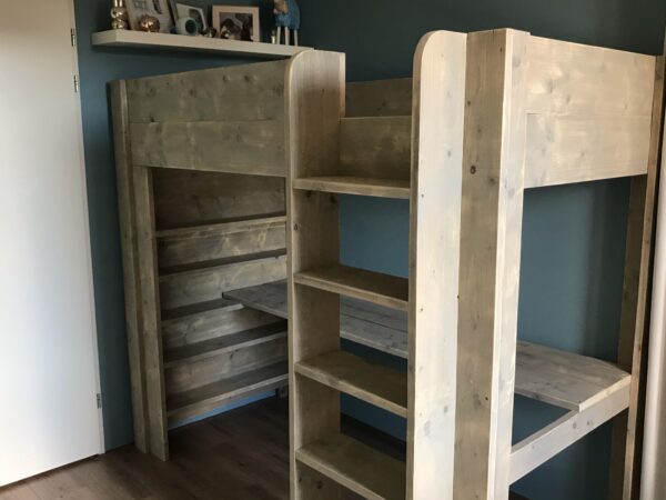 Steigerhouten hoogslaper met bureau en boekenkast - Afbeelding 4