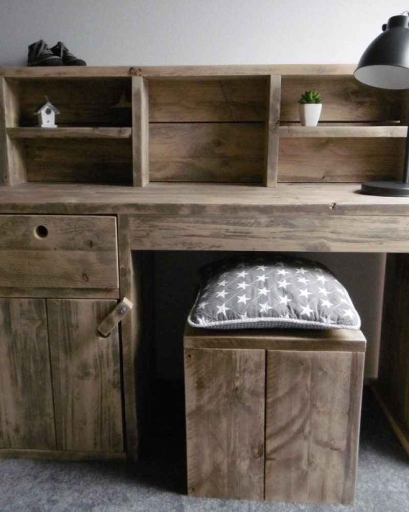 Bureau 1