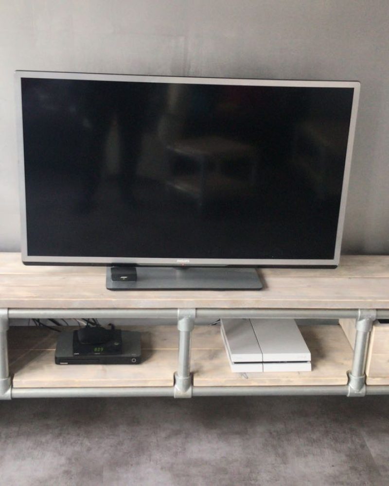 TV steigerbuis 1